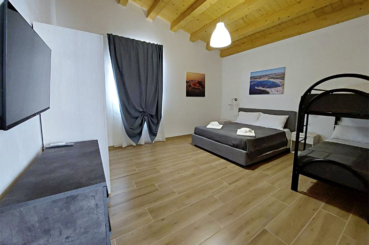 camera da letto della casa vacanze Marzamemi del Residence del Tellaro di Noto
